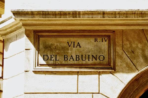 Compras na Via del Babuino em Roma Compras na Via del Babuino em Roma
