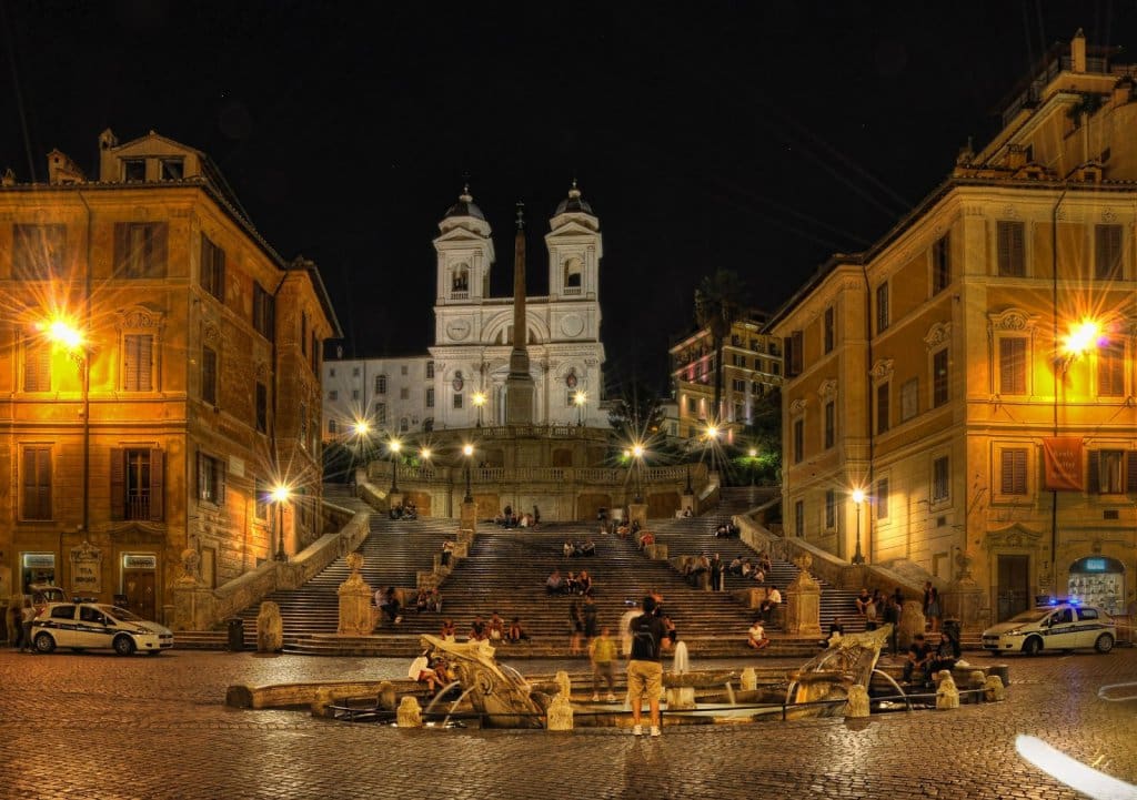 Praças romanas a noite Praças romanas a noite