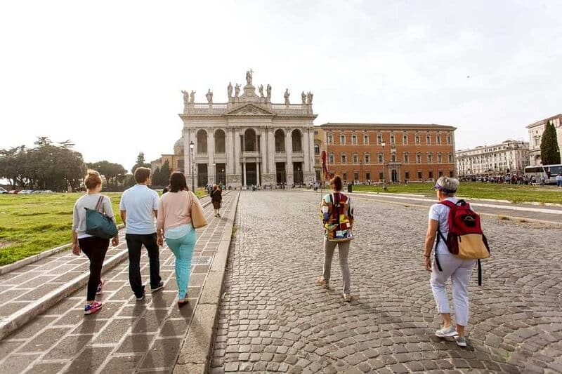 Dicas para visitar a Basília di San Giovanni in Laterano em Roma Dicas para visitar a Basília di San Giovanni in Laterano em Roma