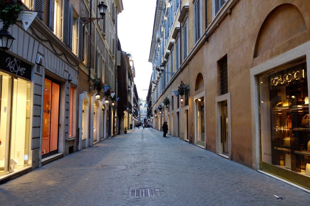 Compras na Via Borgognona e Via Frattina em Roma Compras na Via Borgognona e Via Frattina em Roma