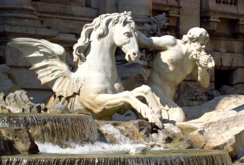 Estrutura da Fontana di Trevi em Roma Estrutura da Fontana di Trevi em Roma