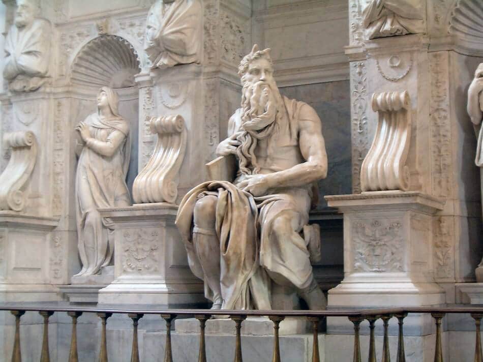 Atrações na Basílica San Pietro in Vincoli em Roma Atrações na Basílica San Pietro in Vincoli em Roma
