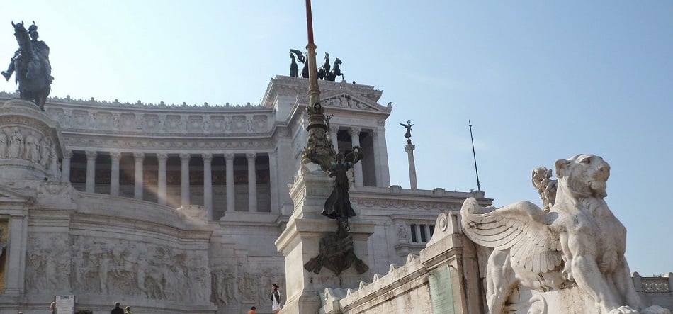 Atrativos no Monumento a Vítor Emanuel II em Roma Atrativos no Monumento a Vítor Emanuel II em Roma