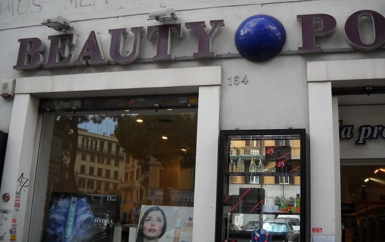 Compra de perfumes na loja Beauty Point em Roma Compra de perfumes na loja Beauty Point em Roma