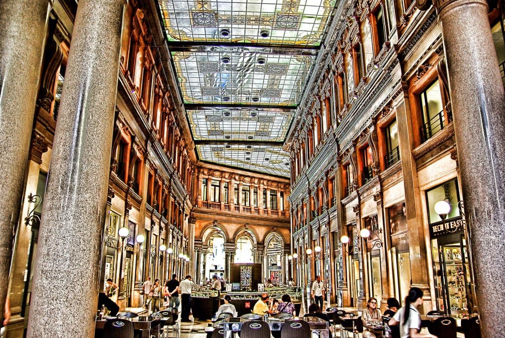 Galerias para comprar lembrancinhas e souvenirs em Roma Galerias para comprar lembrancinhas e souvenirs em Roma