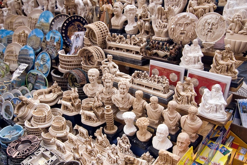 Loja Savelli para comprar lembrancinhas e souvenirs em Roma Loja Savelli para comprar lembrancinhas e souvenirs em Roma