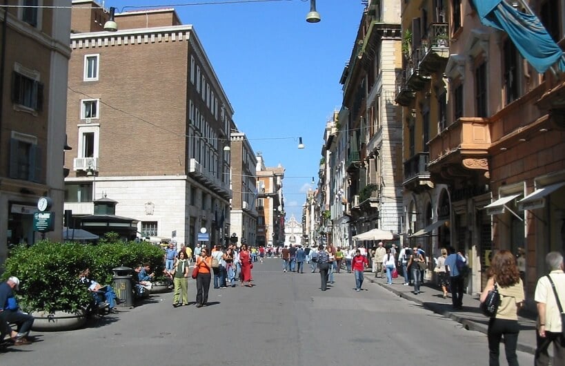 Ruas para comprar roupa em Roma Ruas para comprar roupa em Roma