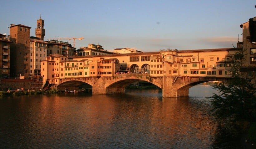 Ponte Vecchio em uma viagem romântica a Florença Ponte Vecchio em uma viagem romântica a Florença