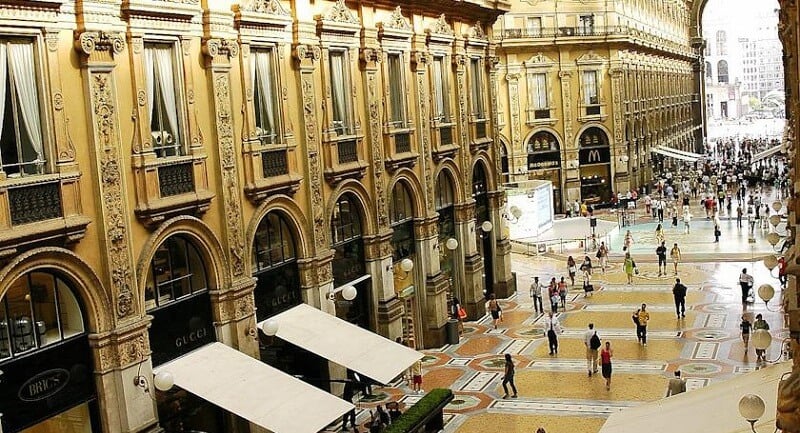 Hotel Seven Stars Galleria na zona turística em Milão Hotel Seven Stars Galleria na zona turística em Milão
