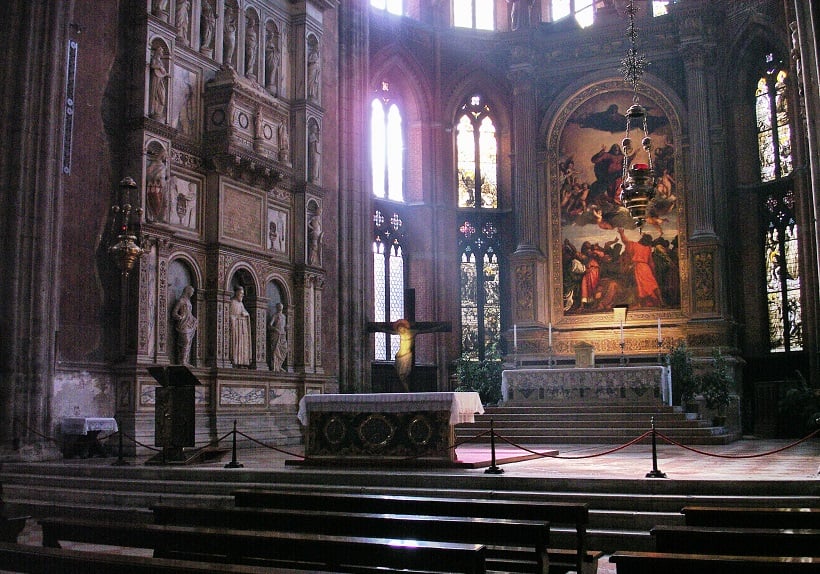 Obras de arte na Basílica Santa Maria Gloriosa em Veneza Obras de arte na Basílica Santa Maria Gloriosa em Veneza