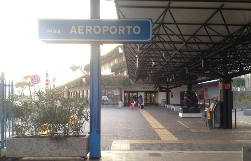 Aeroporto de Pisa até o centro turístico de ônibus Aeroporto de Pisa até o centro turístico de ônibus