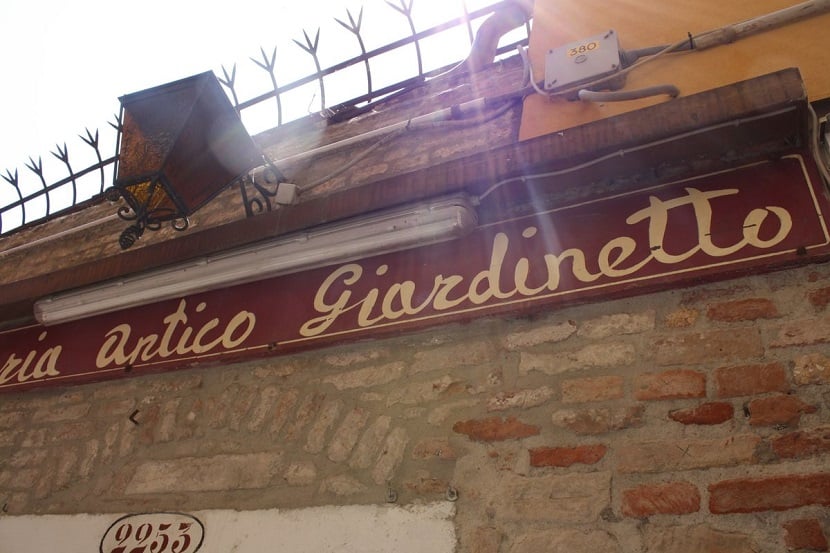 Osteria Antico Giardinetto em Veneza na Itália Osteria Antico Giardinetto em Veneza na Itália