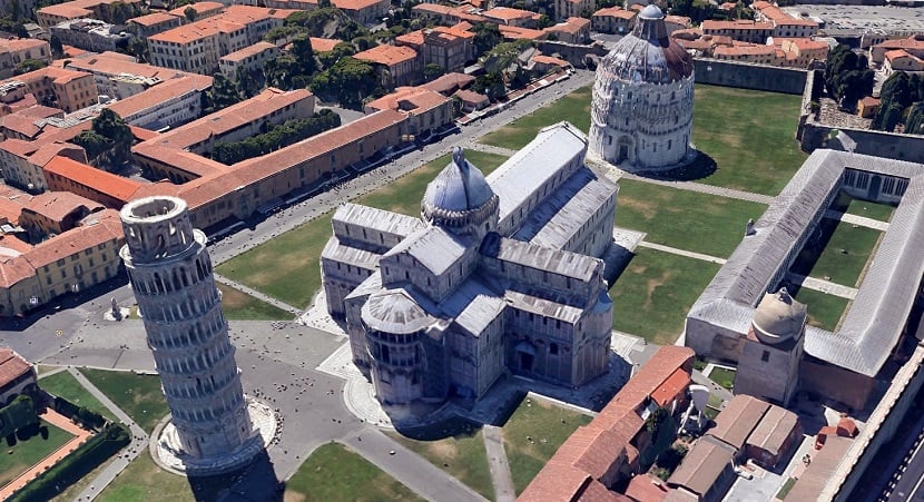 Piazza dei Miracoli em Pisa Piazza dei Miracoli em Pisa