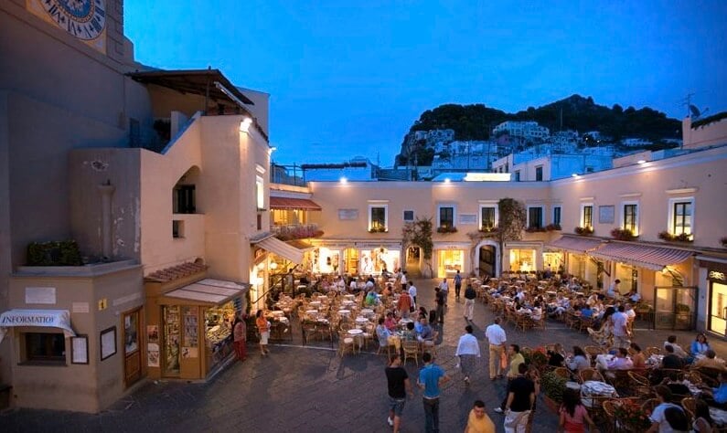 Centro de Capri na Itália Centro de Capri na Itália