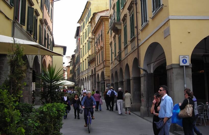 Centros comerciais em Pisa Centros comerciais em Pisa