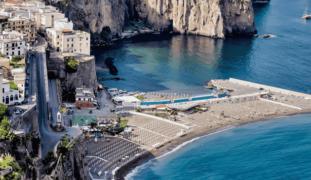 Praia de Fornillo em Positano Praia de Fornillo em Positano