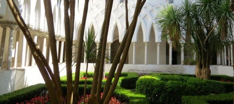 Chiostro del Paradiso em Amalfi Chiostro del Paradiso em Amalfi