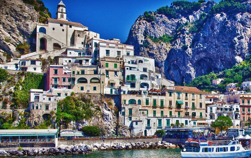 Pontos turísticos em Amalfi Pontos turísticos em Amalfi