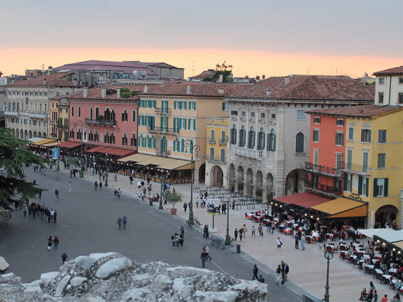 Piazza Brà em Verona Piazza Brà em Verona