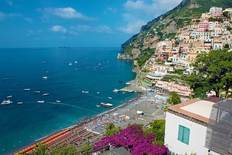 Tour pelas praias em Positano na Costa Amalfitana Tour pelas praias em Positano na Costa Amalfitana