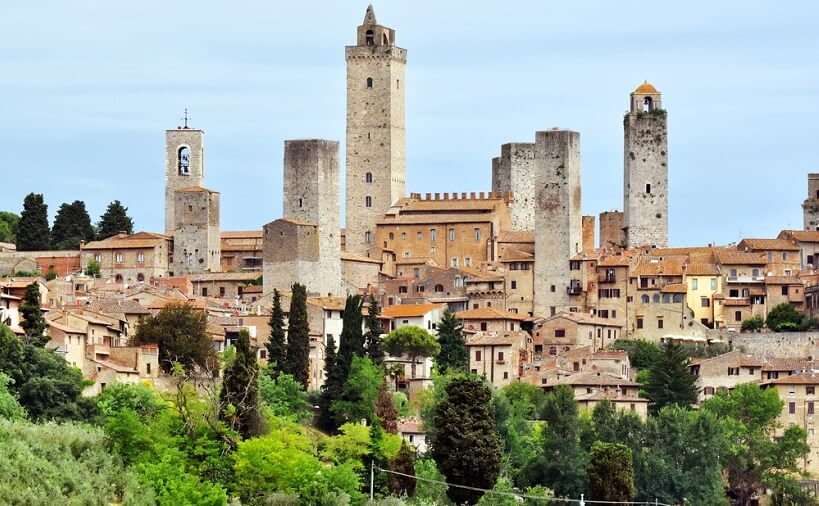 Vista de San Gimignano na Itália Vista de San Gimignano na Itália
