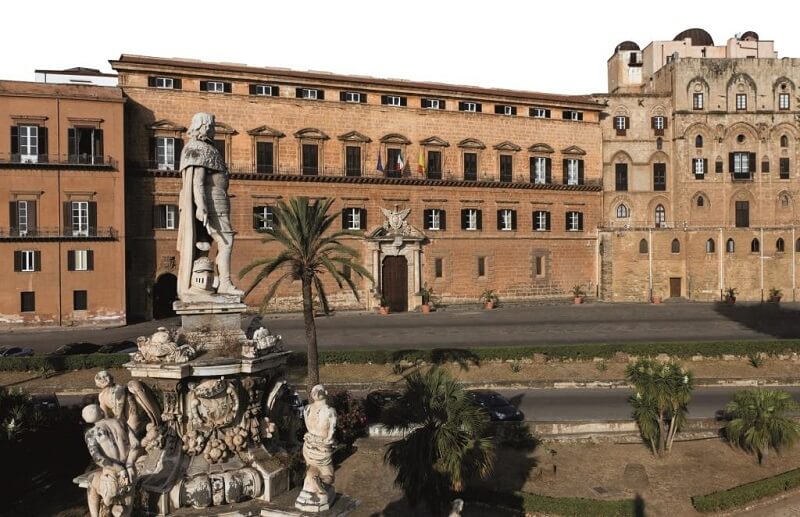 Palazzo dei Normanni em Palermo Palazzo dei Normanni em Palermo