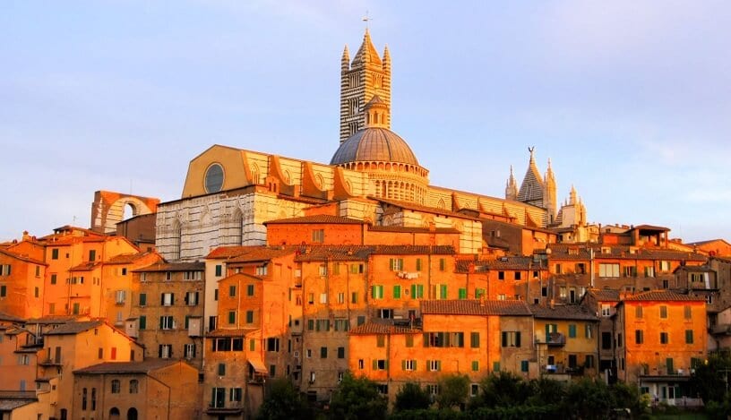 Vista da cidade de Siena na Itália