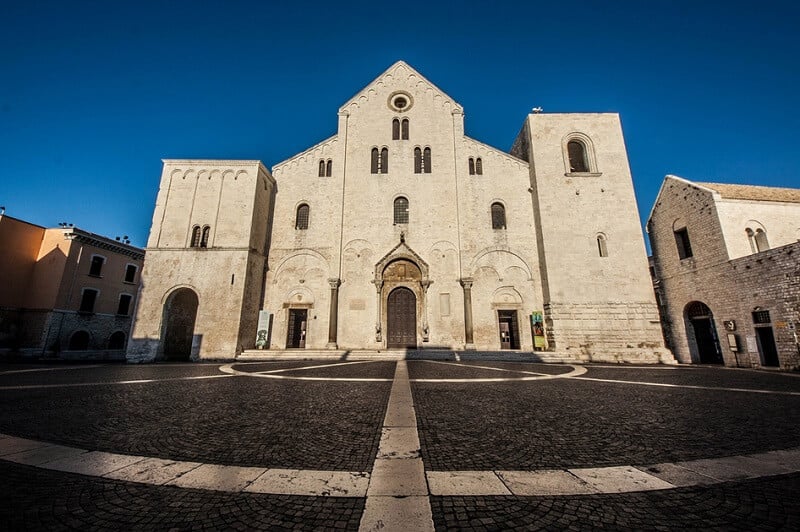 Basílica San Nicola em Bari na Itália Basílica San Nicola em Bari na Itália