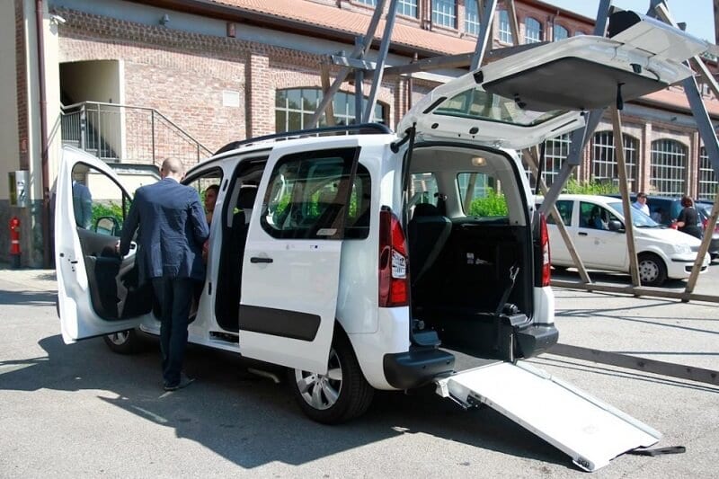 Van preparada para transportar deficientes físicos Van preparada para transportar deficientes físicos