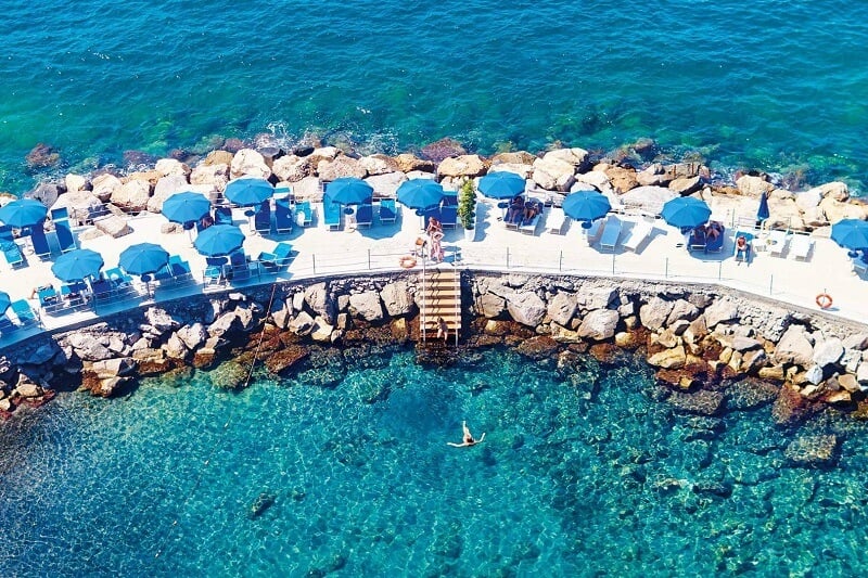 Beach club em Sorrento Beach club em Sorrento