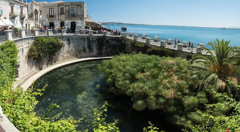 Fonte Aretusa em Siracusa Fonte Aretusa em Siracusa