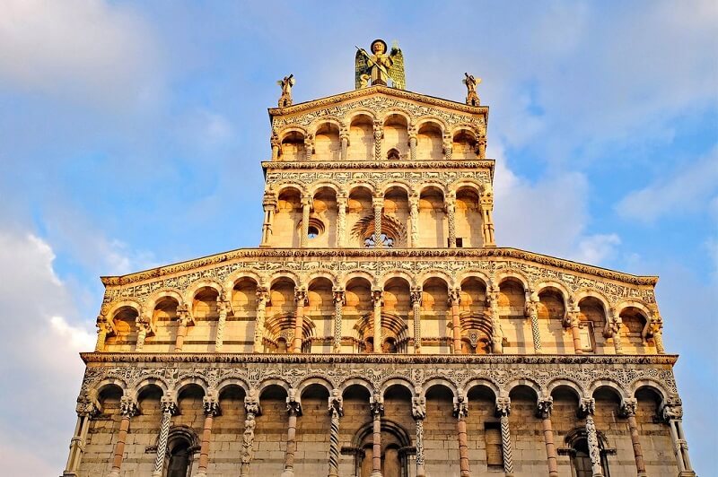 Fachada da Igreja de São Miguel no Fórum Fachada da Igreja de São Miguel no Fórum