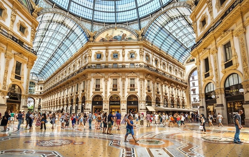 Galerias Vittorio Emanuele em Milão na Itália Galerias Vittorio Emanuele em Milão na Itália