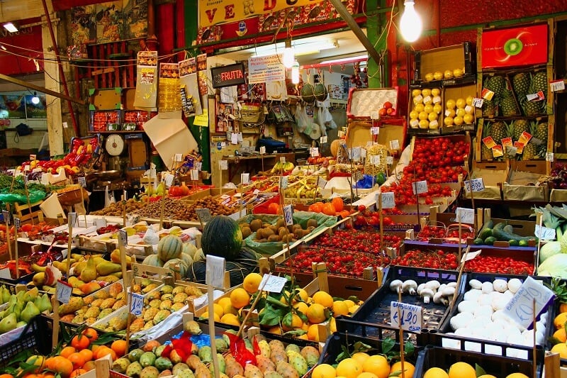 Mercado Vucciria em Palermo na Itália Mercado Vucciria em Palermo na Itália