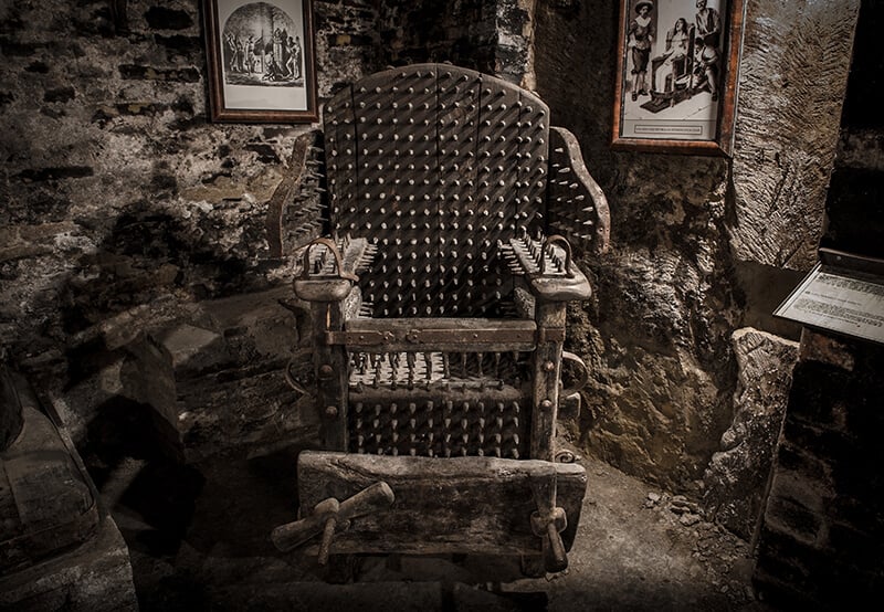 Peça exposta no Museu della Tortura e della Pena di Morte em San Gimignano Peça exposta no Museu della Tortura e della Pena di Morte em San Gimignano