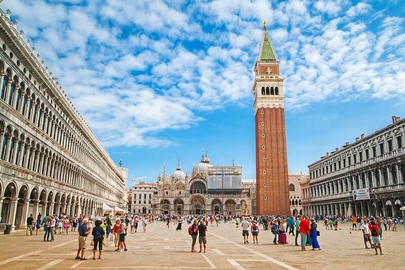 Piazza San Marco em Veneza Piazza San Marco em Veneza