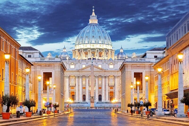 Basílica de São Pedro no Vaticano em Roma Basílica de São Pedro no Vaticano em Roma