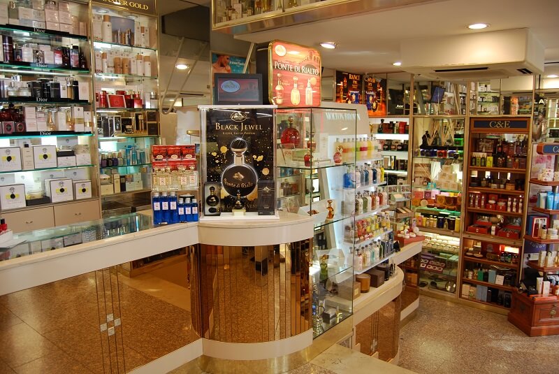 Loja Perfumery Franco em Veneza Loja Perfumery Franco em Veneza
