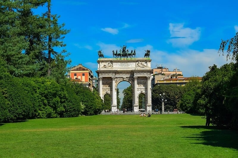 Arco della Pace visto do Parque Sempione Arco della Pace visto do Parque Sempione