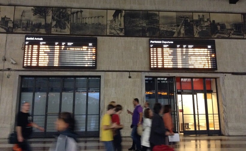 Estações de trem na Itália Estações de trem na Itália