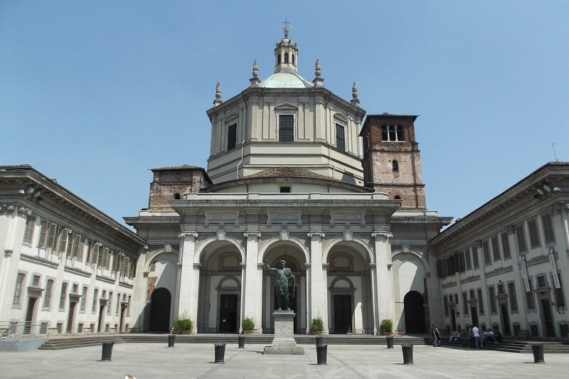 Basílica de São Lorenço em Milão Basílica de São Lorenço em Milão